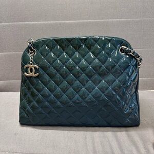 Chanel blue Mademoiselle Bowling Bag Patent Leather
2way Tote Bag
